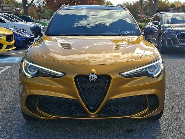 2022 Alfa Romeo Stelvio Quadrifoglio AWD 2022 Alfa Romeo Stelvio Quadrifoglio AWD