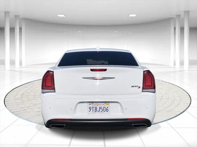 2022 Chrysler 300 S 2022 Chrysler 300 S