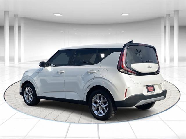 2023 Kia Soul LX 2023 Kia Soul LX
