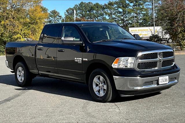 2023 RAM 1500 Classic SLT Crew Cab 4x4 64 Box 2023 RAM 1500 Classic SLT Crew Cab 4x4 64 Box