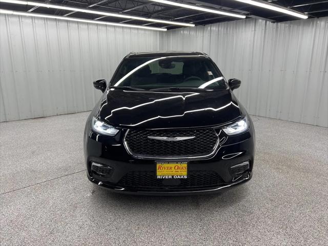 2025 Chrysler Pacifica Select 2025 Chrysler Pacifica Select