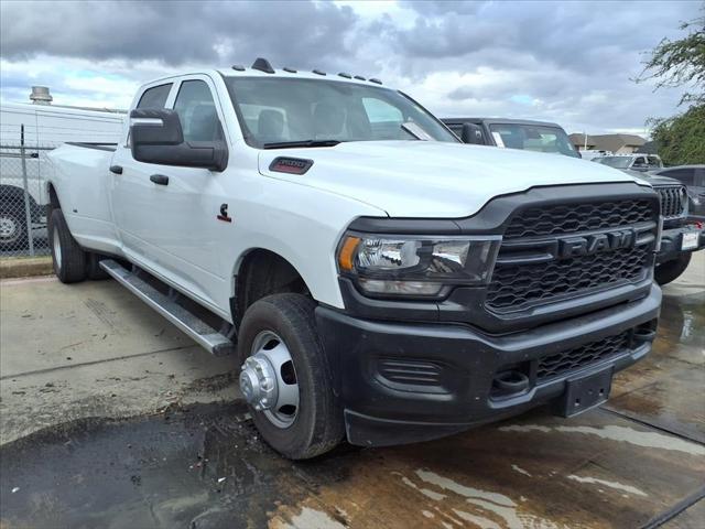 2024 RAM 3500 Tradesman Crew Cab 4x4 8 Box 2024 RAM 3500 Tradesman Crew Cab 4x4 8 Box