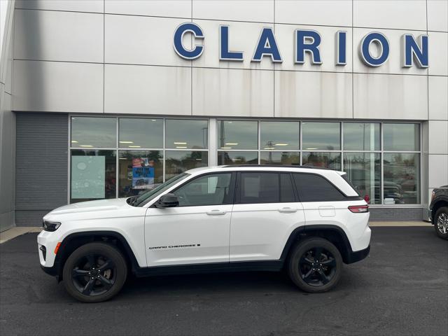 2023 Jeep Grand Cherokee Altitude 4x4