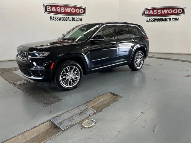 2023 Jeep Grand Cherokee Summit 4x4
