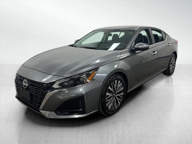 2023 Nissan Altima SV FWD