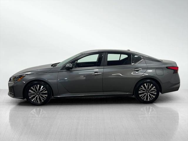 2023 Nissan Altima SV FWD