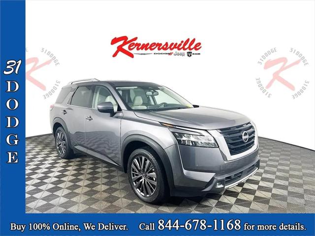 2022 Nissan Pathfinder SL 4WD 2022 Nissan Pathfinder SL 4WD