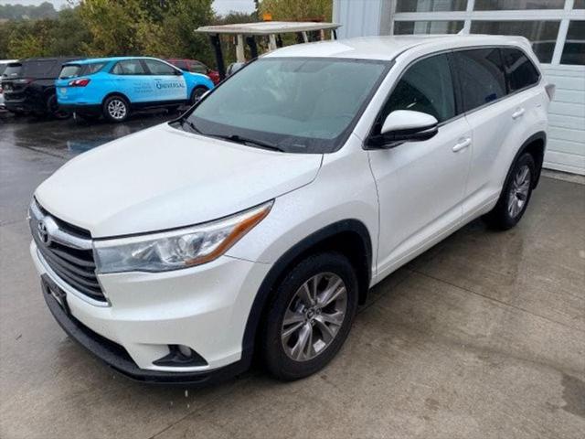 2016 Toyota Highlander LE Plus V6