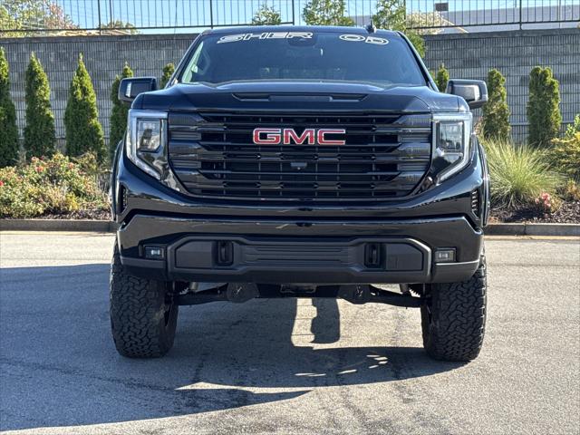 2022 GMC Sierra 1500 4WD Crew Cab Short Box Elevation