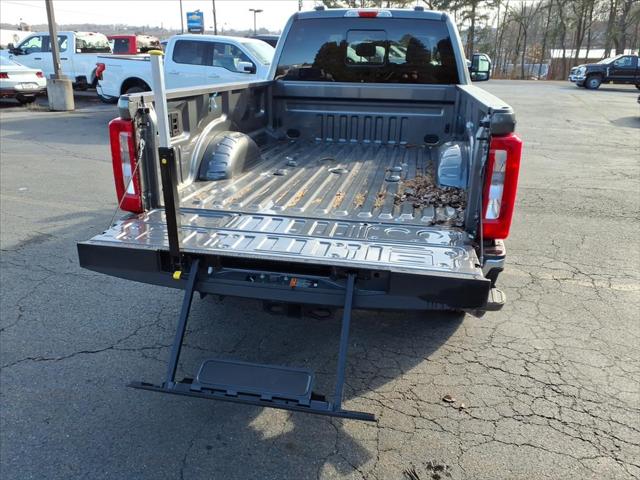 2025 Ford F-350 XLT