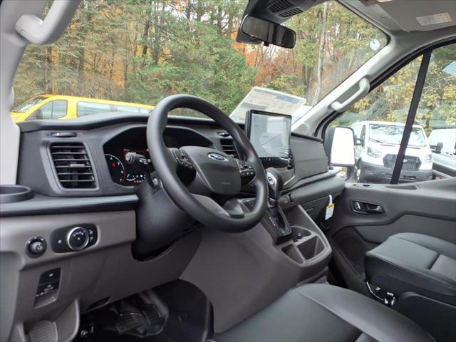 2025 Ford Transit Cargo Van Base
