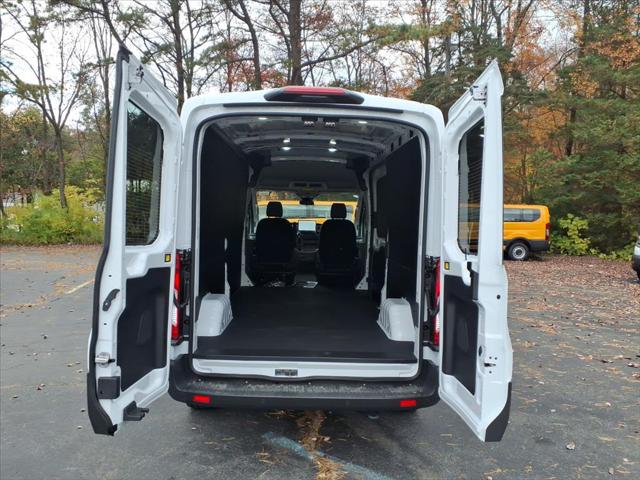 2025 Ford Transit Cargo Van Base
