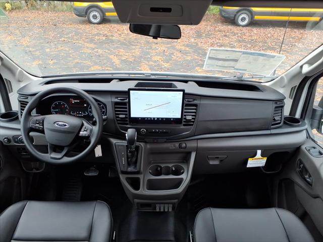 2025 Ford Transit Cargo Van Base