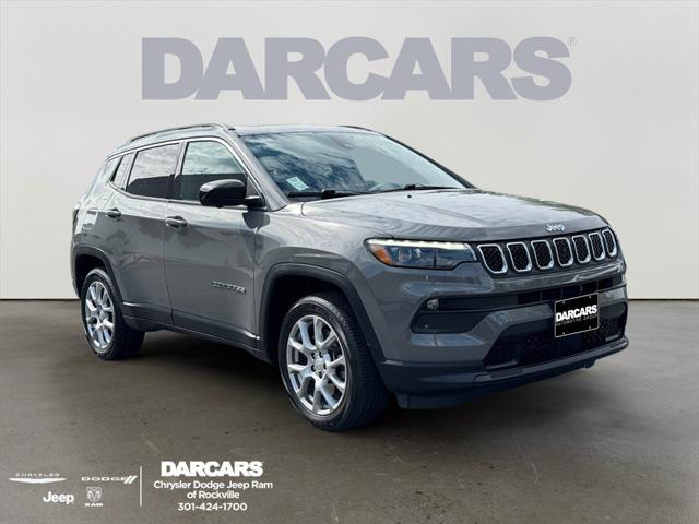 2023 Jeep Compass Latitude Lux FWD