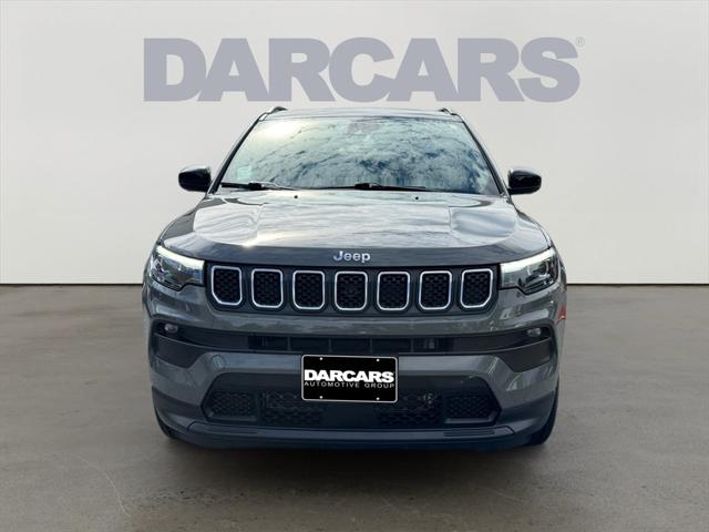 2023 Jeep Compass Latitude Lux FWD