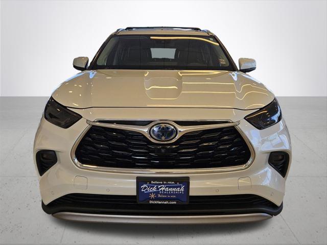 2021 Toyota Highlander Hybrid Platinum 2021 Toyota Highlander Hybrid Platinum