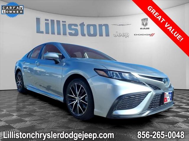 2022 Toyota Camry SE