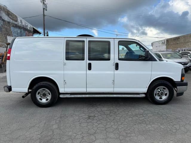 2017 GMC Savana 2500 Work Van