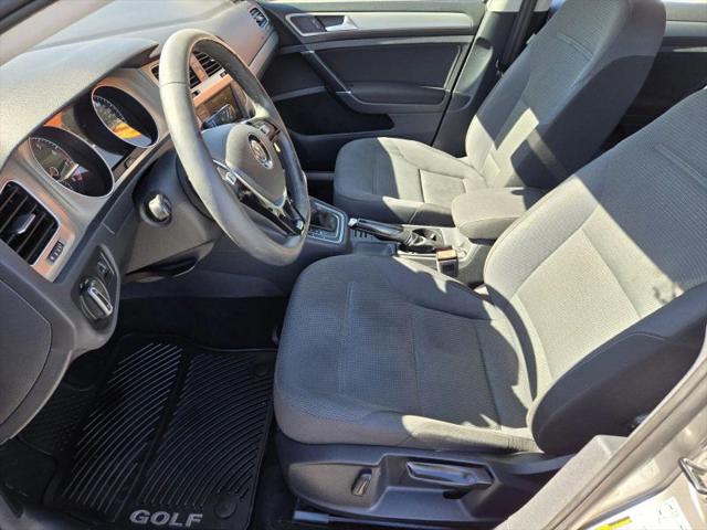 2016 Volkswagen Golf TSI S 4-Door