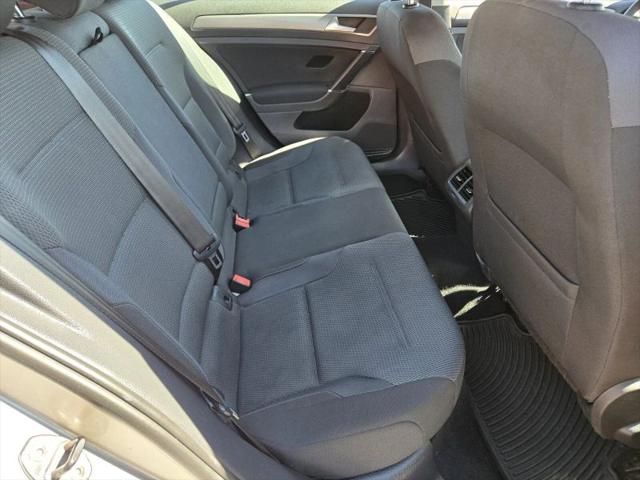 2016 Volkswagen Golf TSI S 4-Door