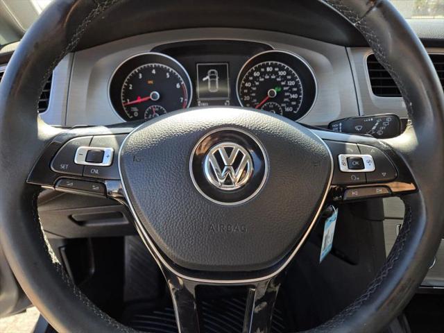 2016 Volkswagen Golf TSI S 4-Door