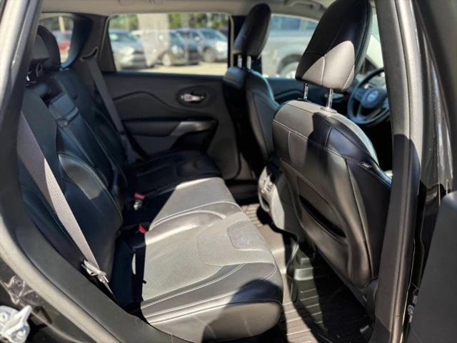2019 Jeep Cherokee Limited FWD
