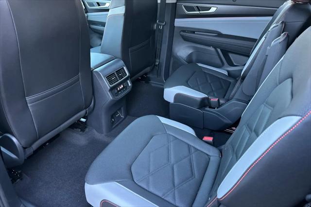 2026 Volkswagen Atlas Peak Edition