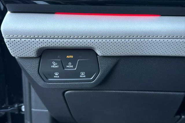 2026 Volkswagen Atlas Peak Edition