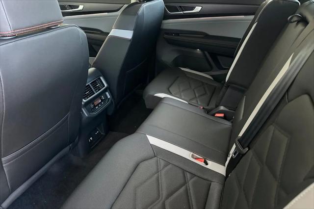 2026 Volkswagen Atlas Peak Edition