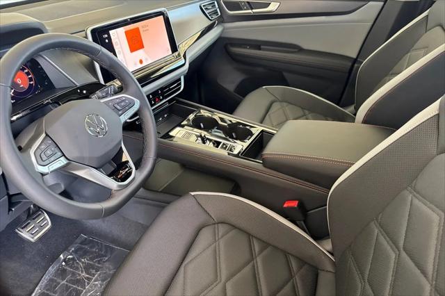 2025 Volkswagen Atlas 2.0T Peak Edition