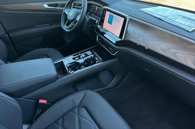 2026 Volkswagen Atlas SE with Technology