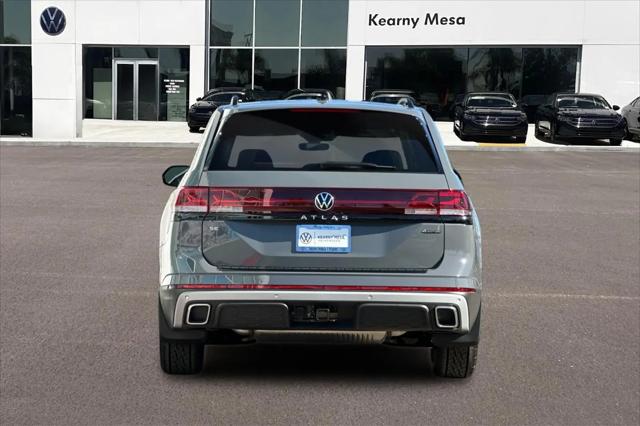 2025 Volkswagen Atlas 2.0T Peak Edition