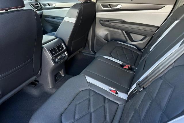 2025 Volkswagen Atlas 2.0T Peak Edition