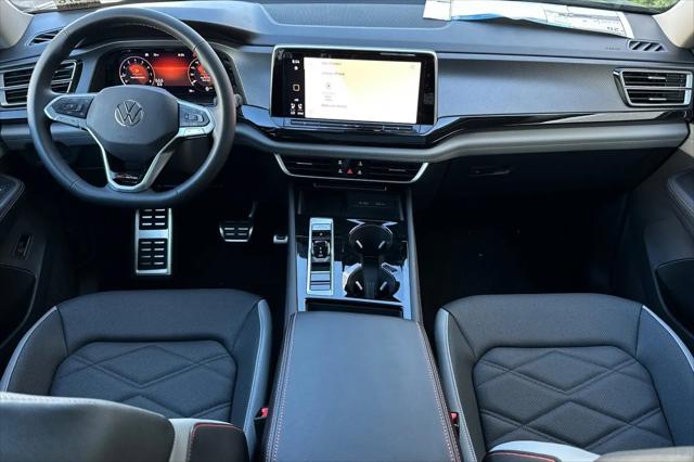 2025 Volkswagen Atlas 2.0T Peak Edition