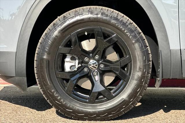 2025 Volkswagen Atlas 2.0T Peak Edition