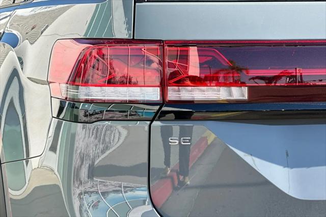 2025 Volkswagen Atlas 2.0T Peak Edition