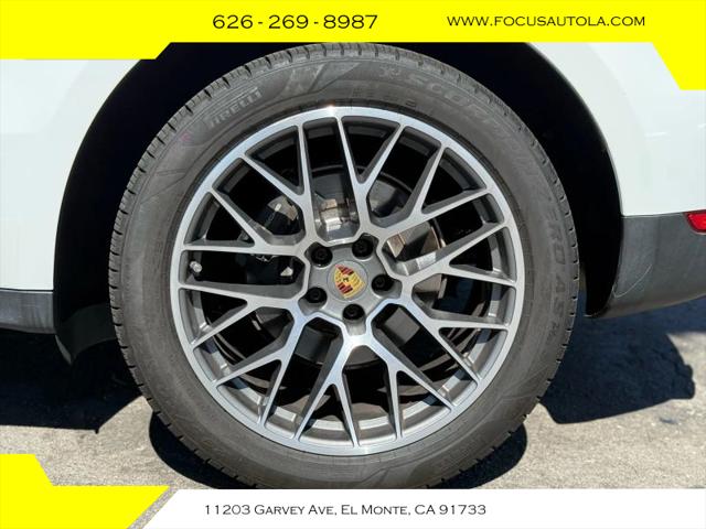 2018 Porsche Macan Sport Edition