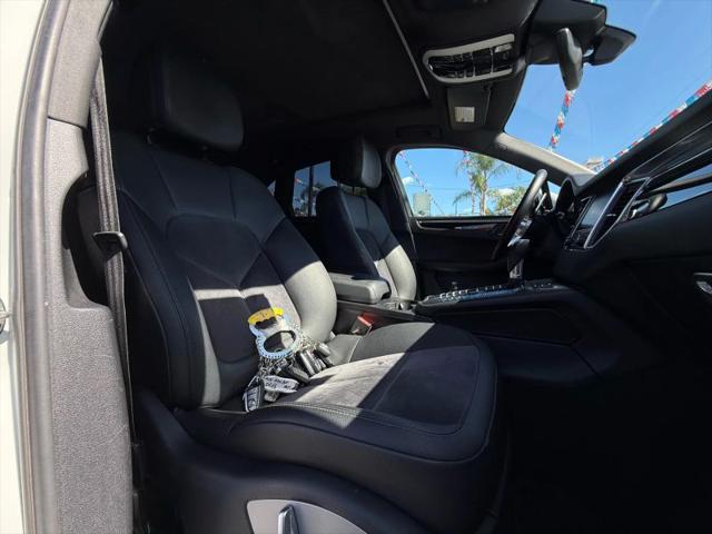 2018 Porsche Macan Sport Edition