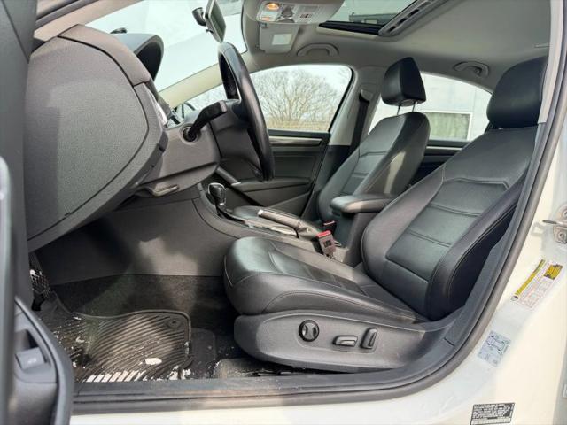 2018 Volkswagen Passat 2.0T SE