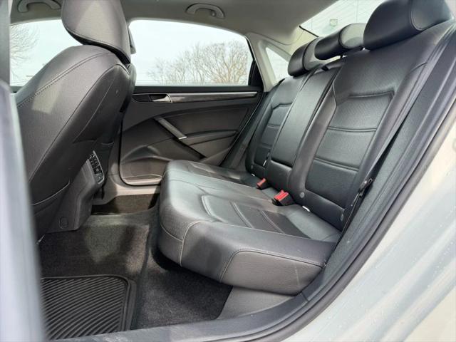2018 Volkswagen Passat 2.0T SE