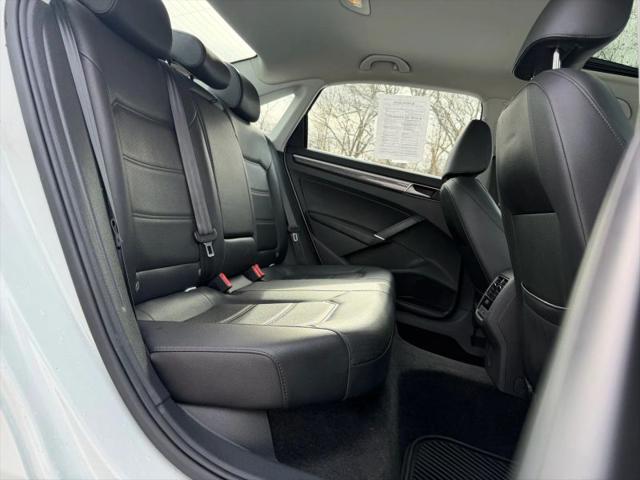 2018 Volkswagen Passat 2.0T SE
