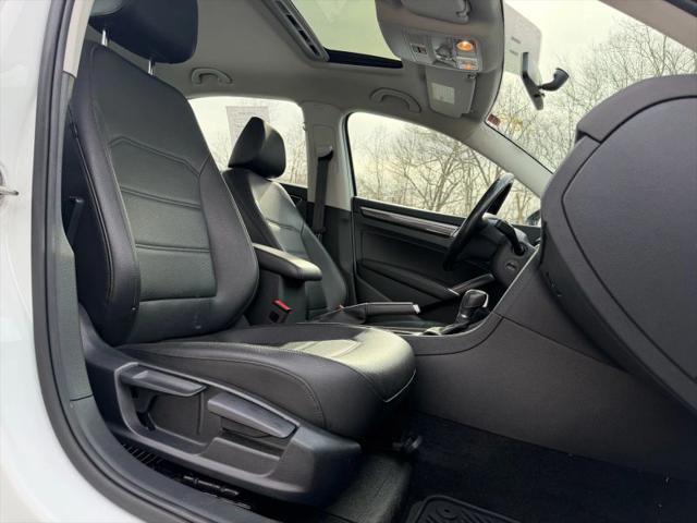 2018 Volkswagen Passat 2.0T SE