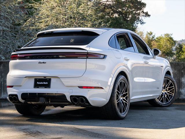 2025 Porsche Cayenne E-Hybrid Turbo