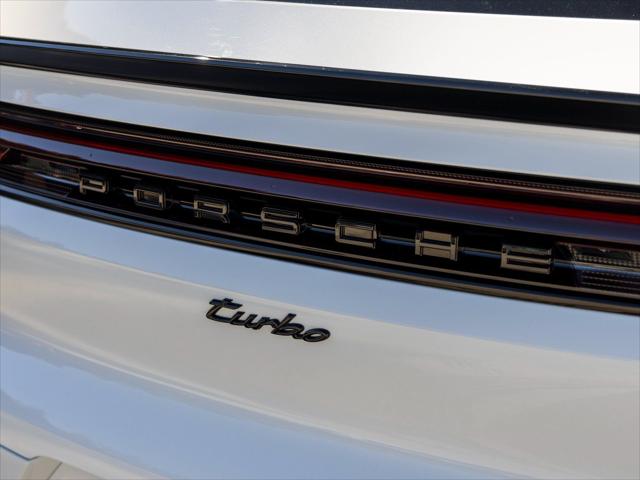 2025 Porsche Cayenne E-Hybrid Turbo