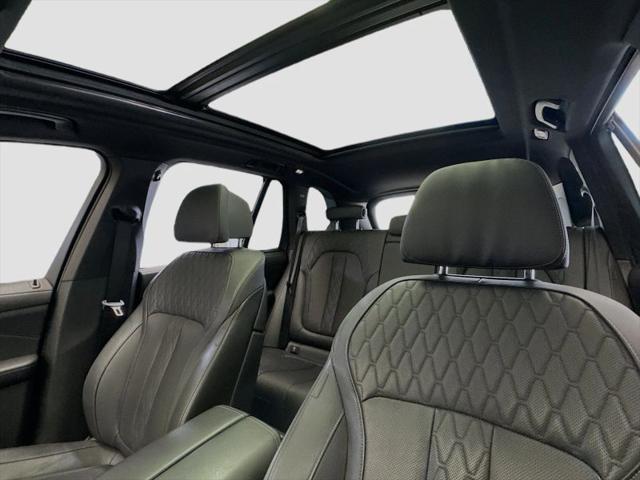 2024 BMW X5 M60i