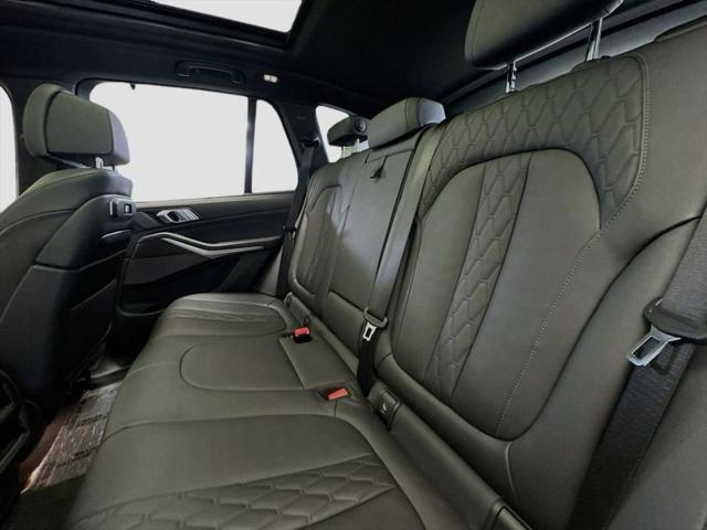 2024 BMW X5 M60i