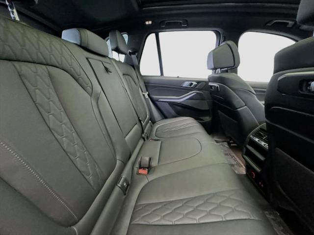 2024 BMW X5 M60i
