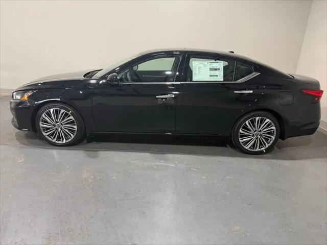2025 Nissan Altima SL FWD