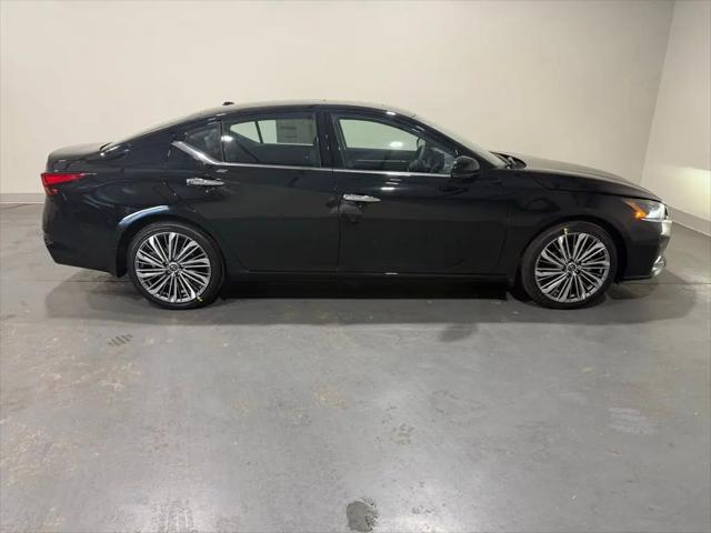 2025 Nissan Altima SL FWD