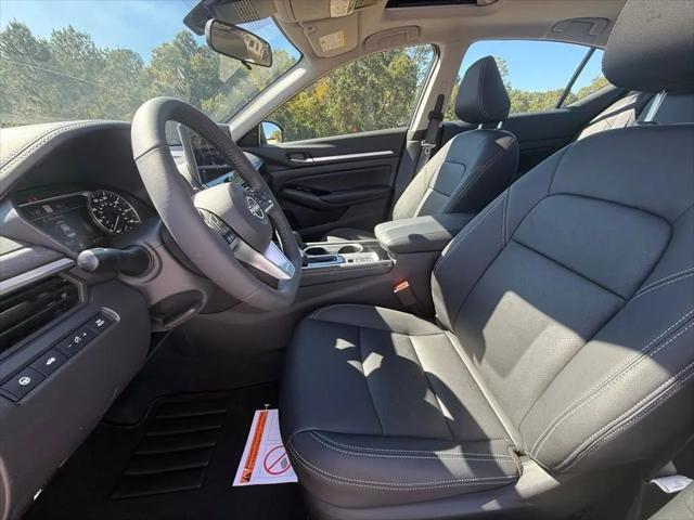 2025 Nissan Altima SL FWD